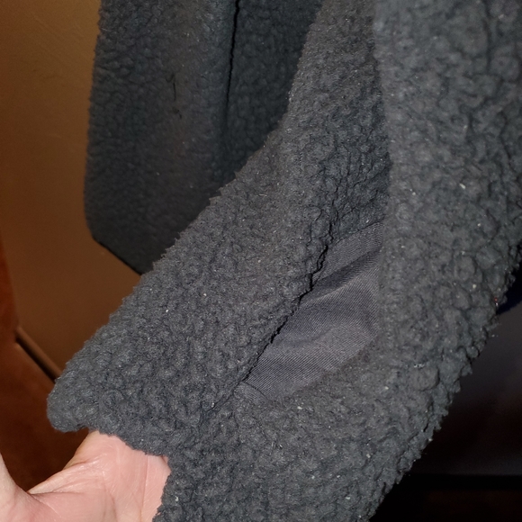 Pink Victoria Secret 1/2 zip sherpa - Picture 4 of 6